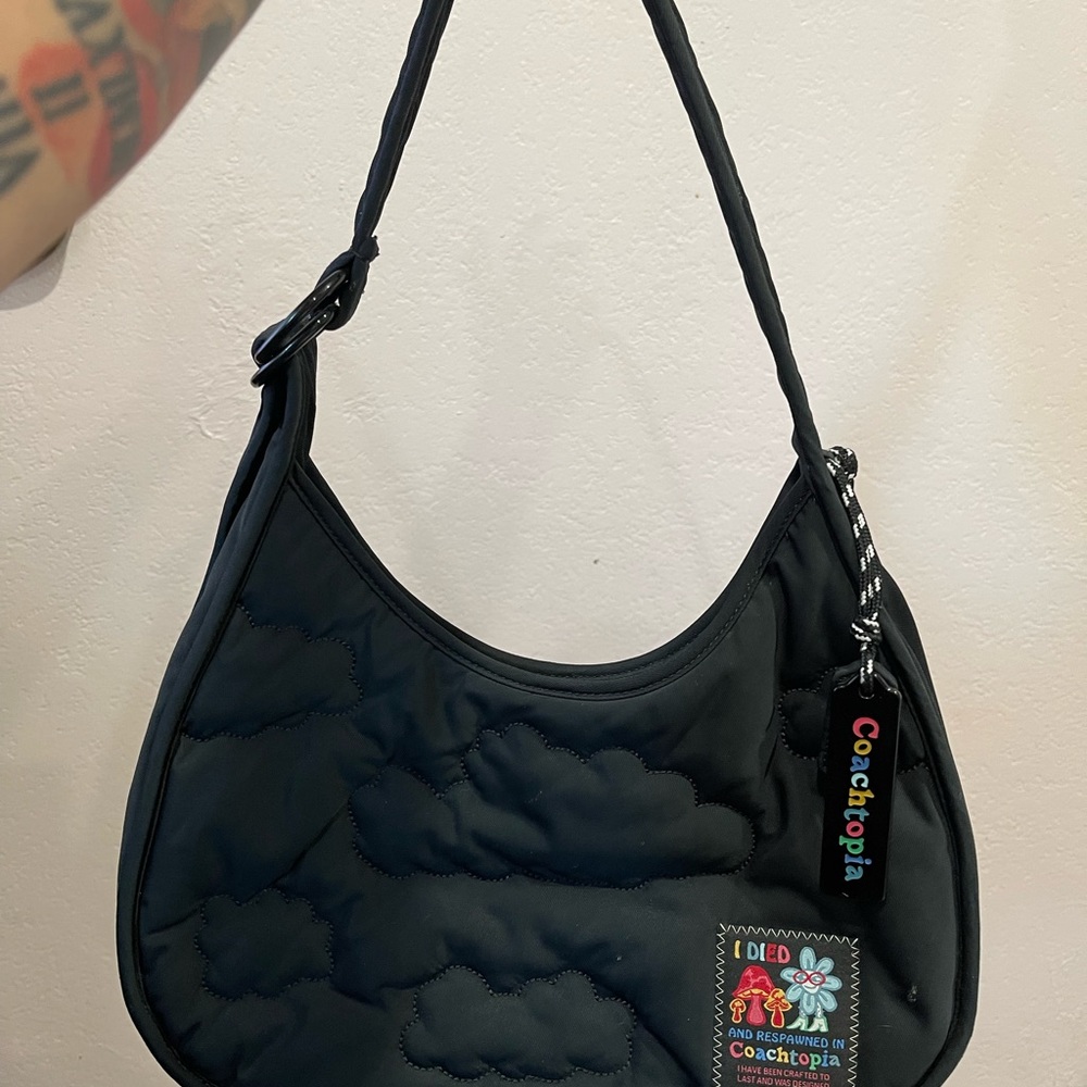 Coachtopia Black Loop Ergo